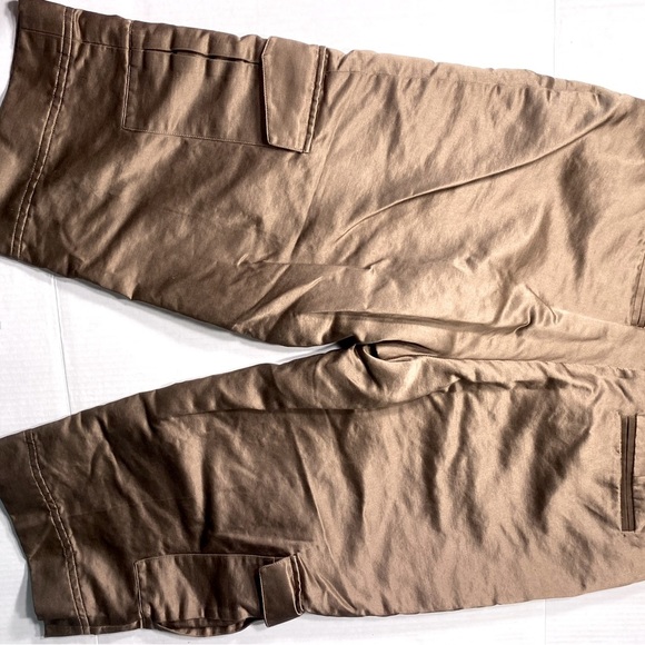 My favorite satiny cargo crops! - Picture 4 of 4